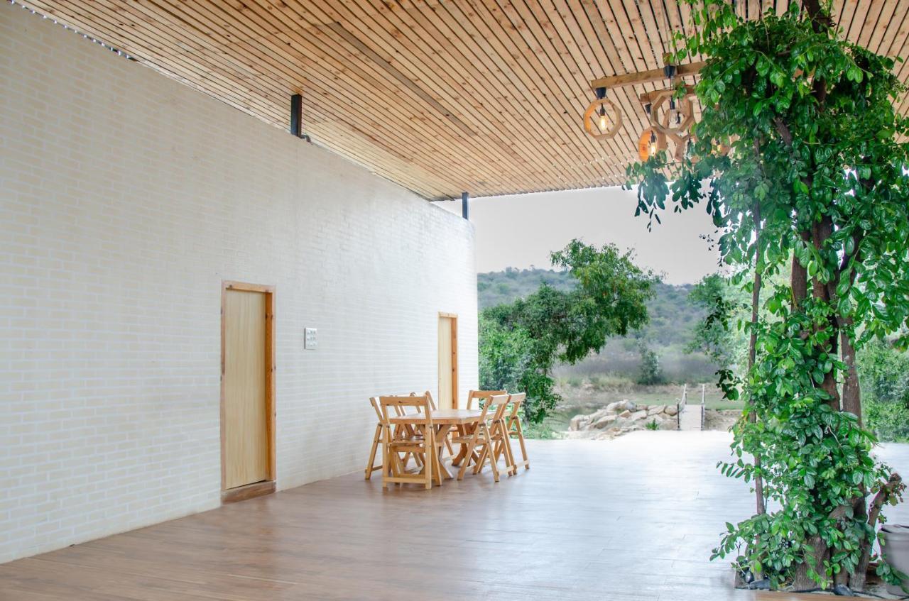 Rustic Vogue Ξενοδοχείο Shamirpet Εξωτερικό φωτογραφία