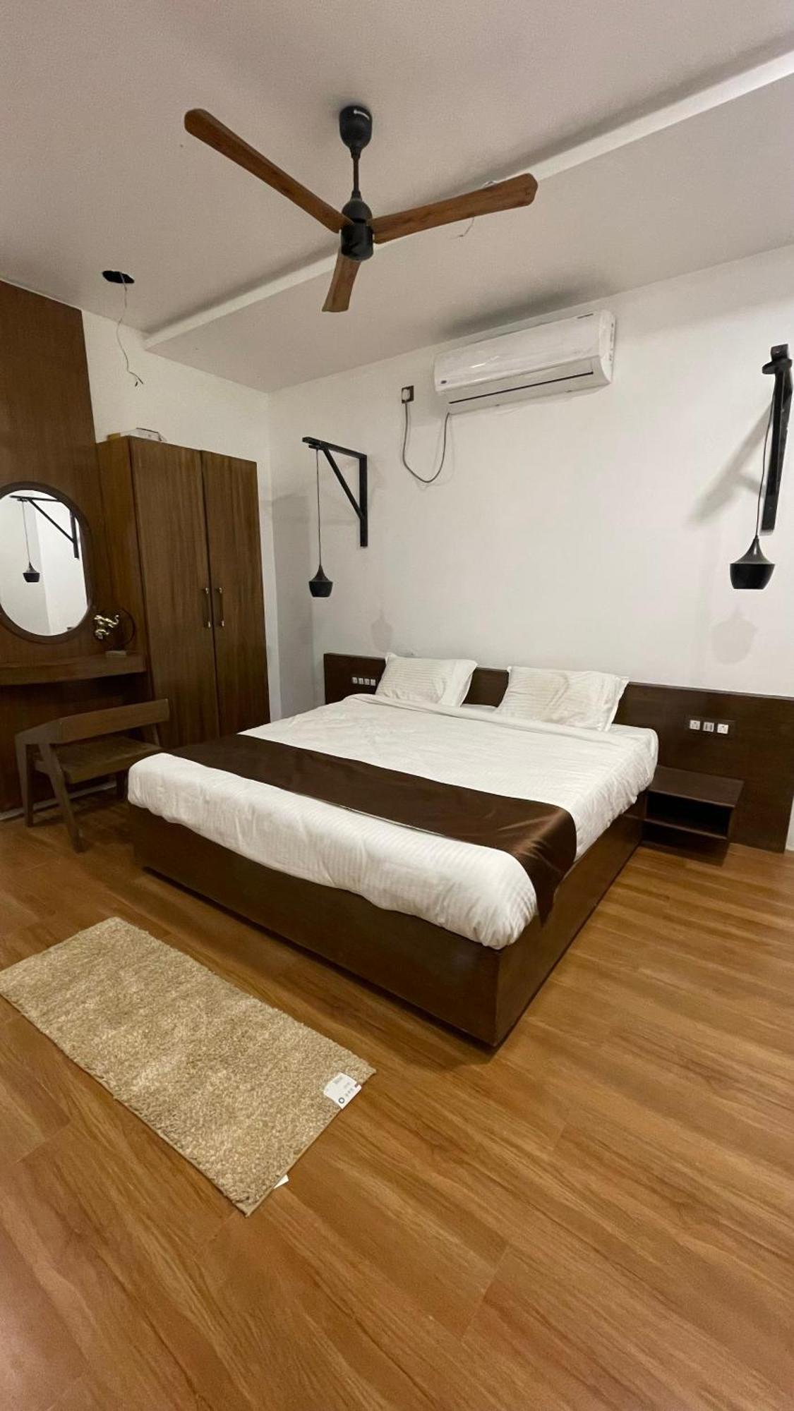 Rustic Vogue Ξενοδοχείο Shamirpet Εξωτερικό φωτογραφία