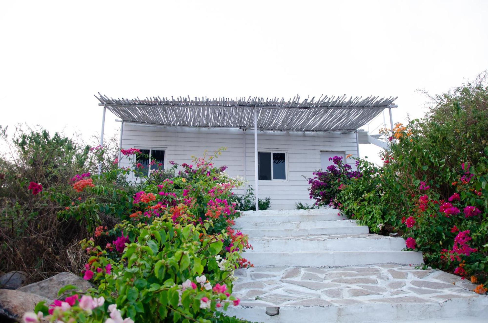 Rustic Vogue Ξενοδοχείο Shamirpet Εξωτερικό φωτογραφία